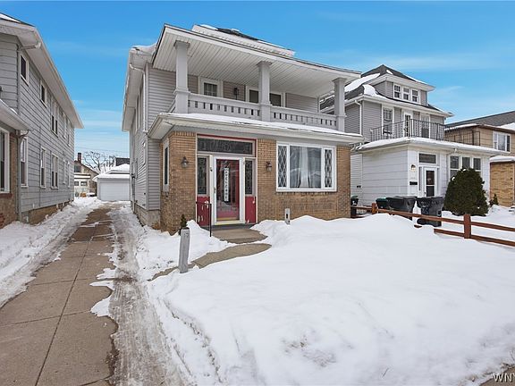 3rd image of 74 Eiseman Ave