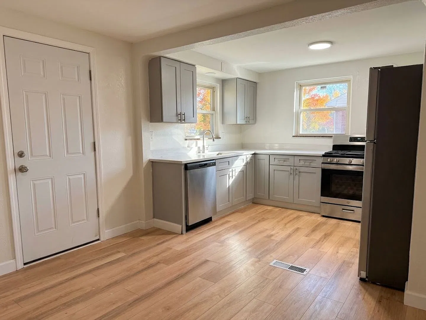 Renovated Home - Verona — Photo 4