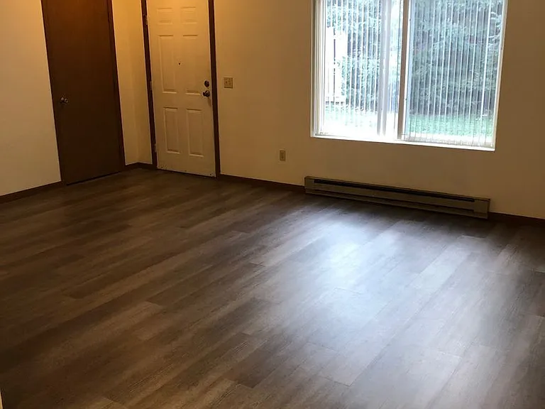 4704 Speros Ln — Photo 16