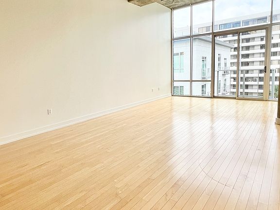 2nd image of 645 W 9th St APT 736