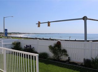 19 Beach St, Narragansett, RI 02882