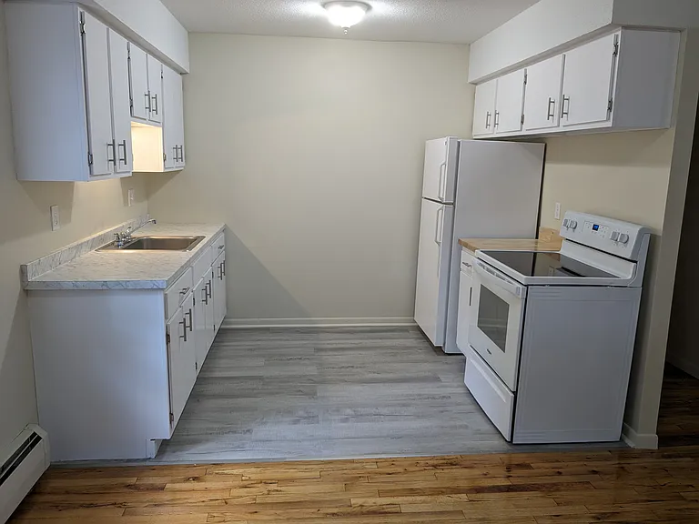 495 Crown St #253 — Photo 6