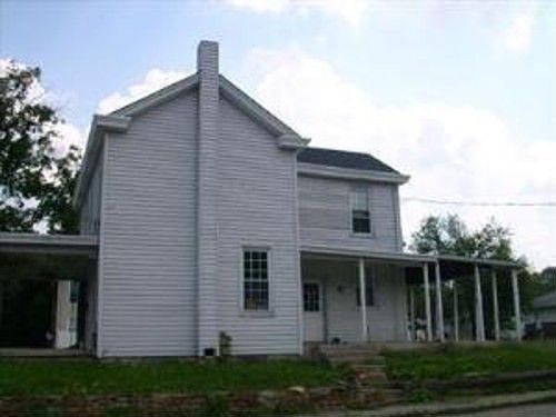 2nd image of 251 Thompson St