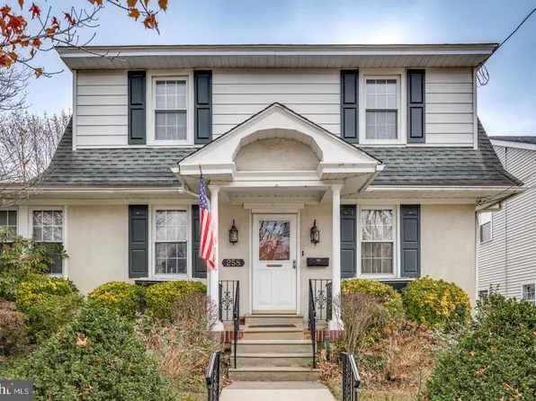 258 Mansion Ave, Audubon, NJ 08106