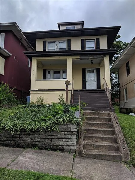 113 Bertha Ave photo 1