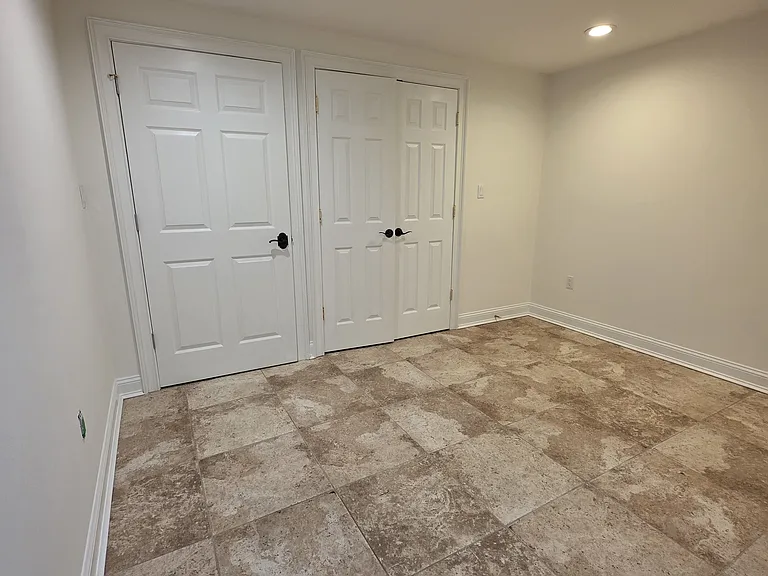 35 Wilson Ave — Photo 9