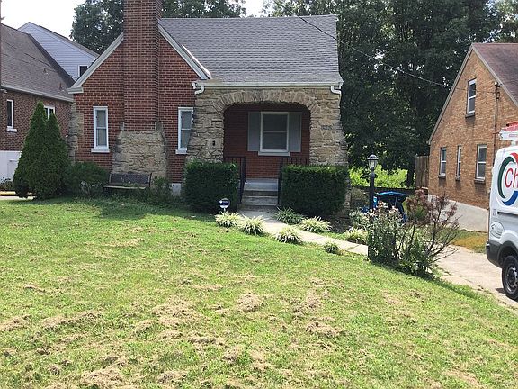 3rd image of 625 Saint Joseph Ln