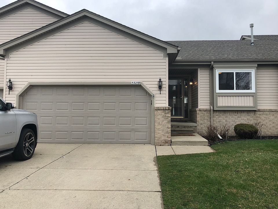 1st image of 53239 Pineridge Dr