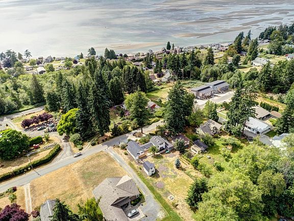 2nd image of 18915 96th Ave NW