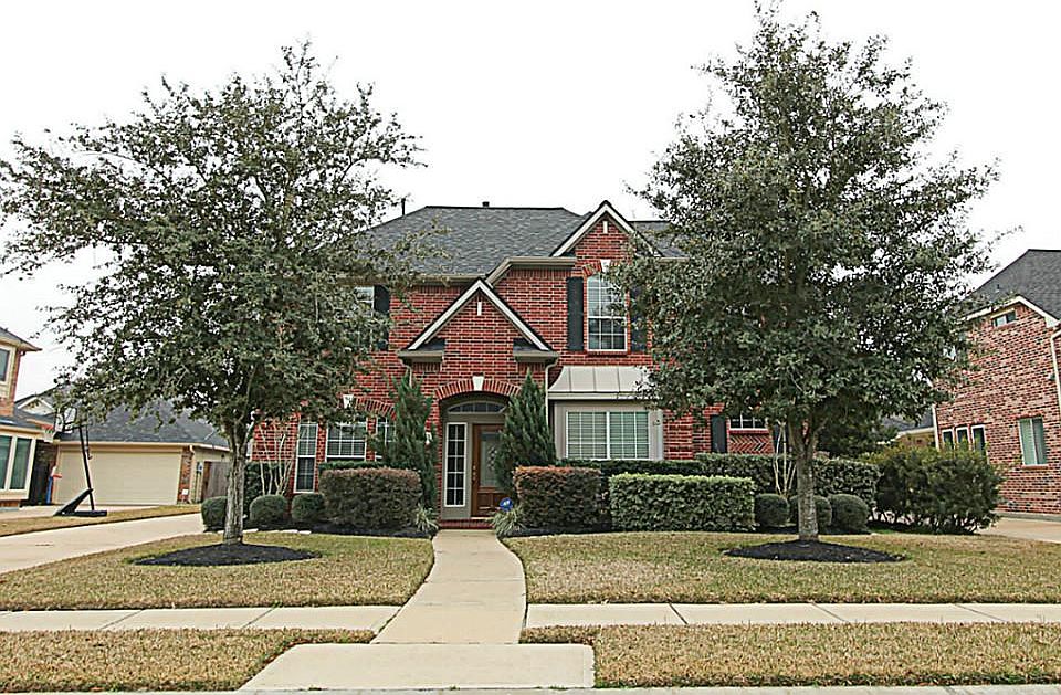 1st image of 21819 Hidden Falls Ct