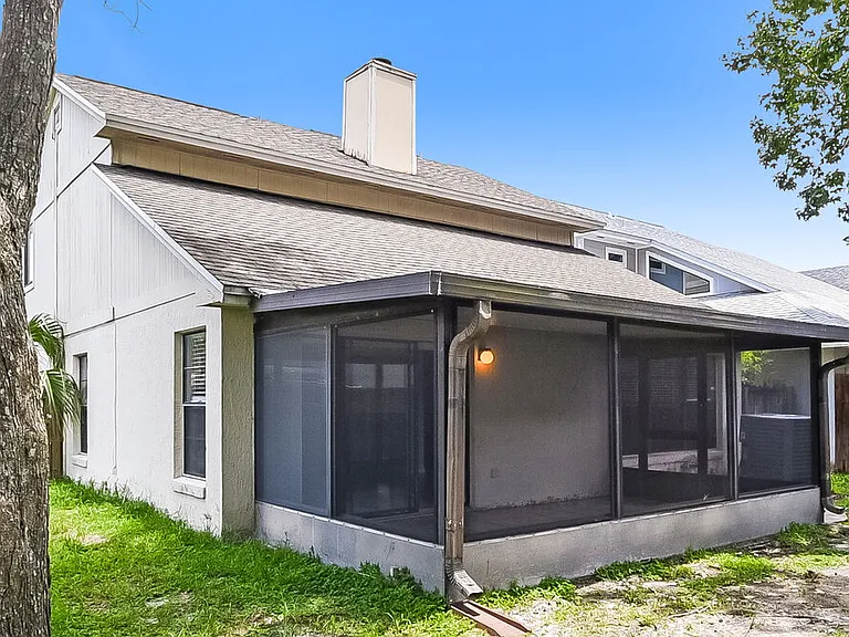 439 E Springtree Way — Photo 17
