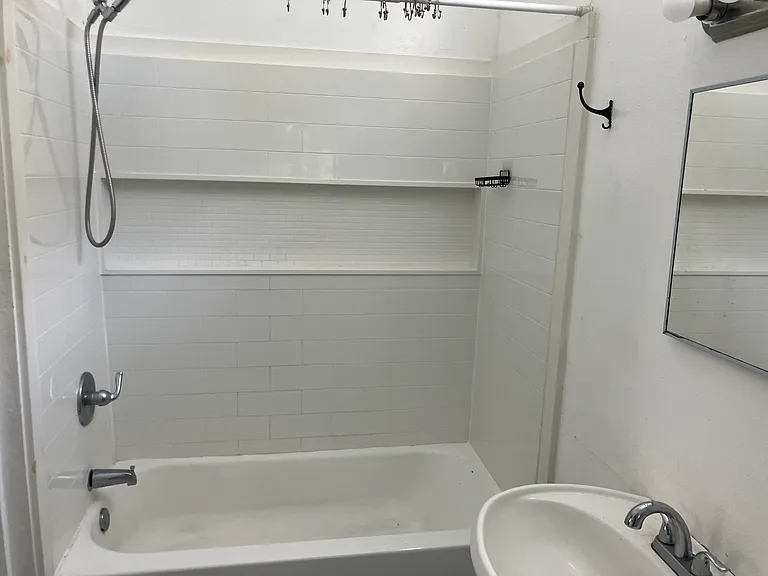 4117 N Rampart St #D — Photo 13