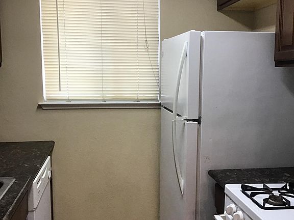 3rd image of 6261 Longford Dr APT 4