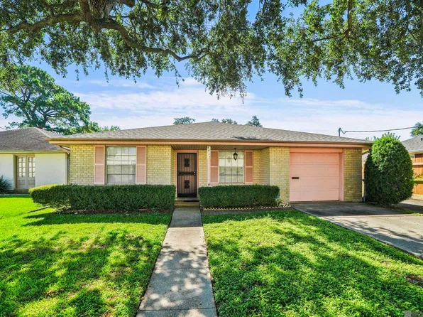 4912 Meadowdale St, Metairie, LA 70006