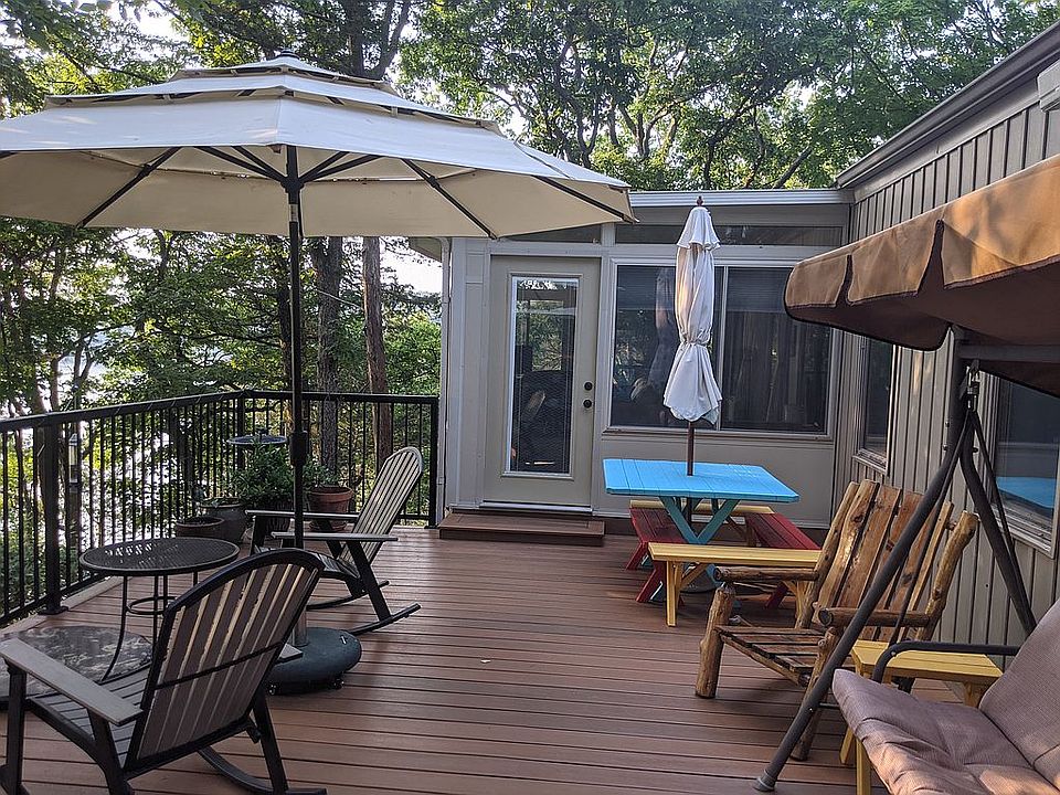 2nd image of 23711 Green Shores Dr
