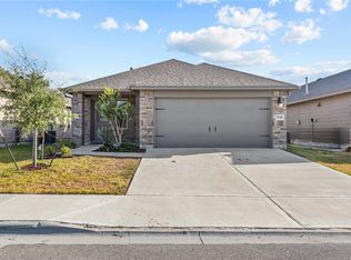7618 Cowboy Trail Ln, Corpus Christi, TX 78414