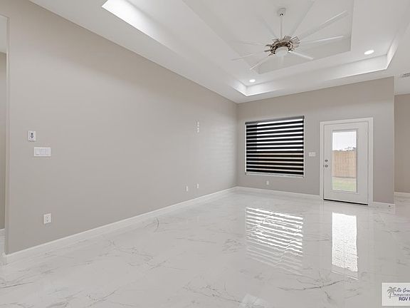 5th image of 7384 San Andres St
