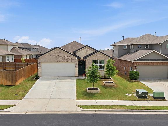3rd image of 128 Finley Rae Dr