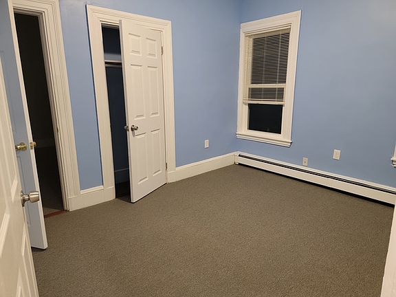 3rd image of 6 Woodville St APT 1