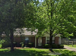 9300 Sissone Dr, Fairdale, KY
