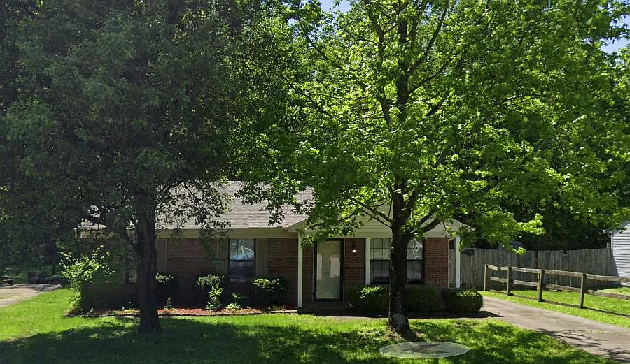 9300 Sissone Dr photo 1