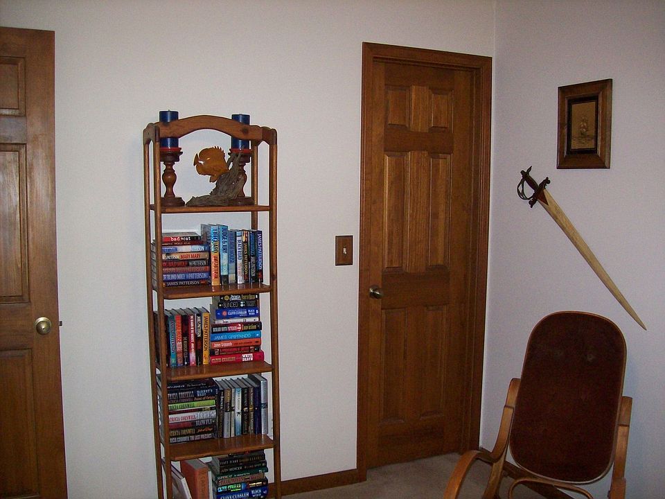 1st image of 575 Blackfin Ct