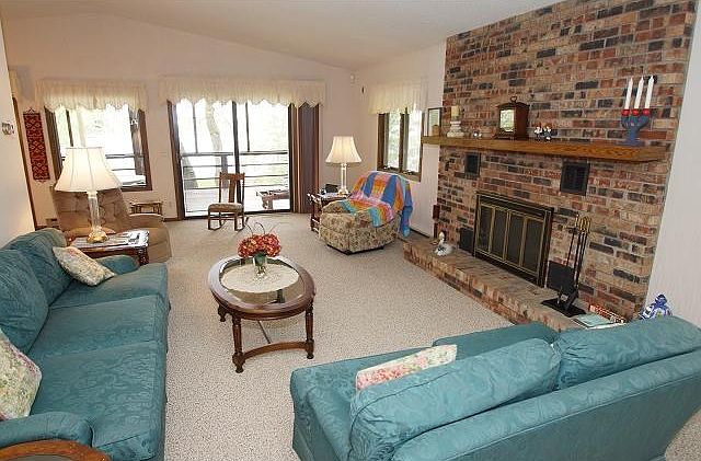 1st image of 5453 Longwood Point Ln NE