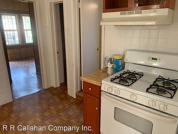 4th image of 2250 S Sacramento 2nd Floor