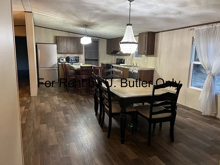 1505 Reese Rd — Photo 9