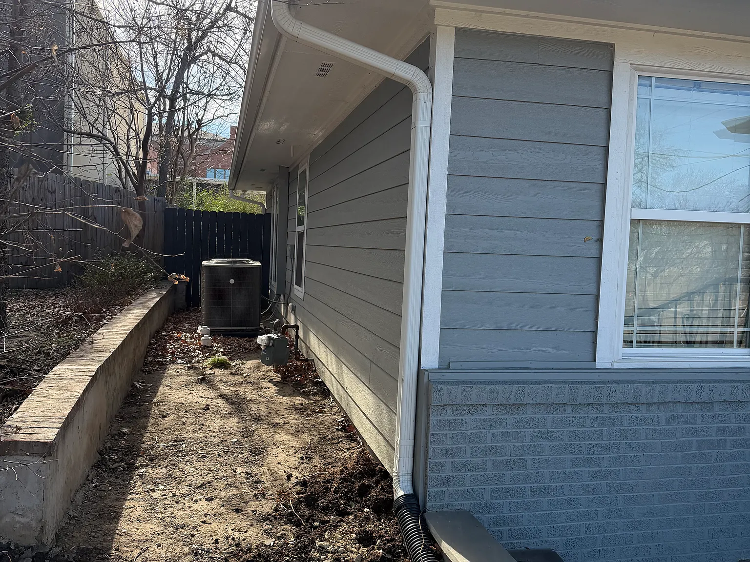3 bed, 1764 sqft, $2,200 — Photo 3