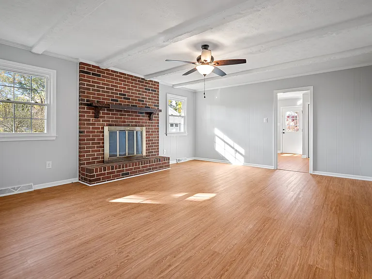 3908 Pfost Ave — Photo 24