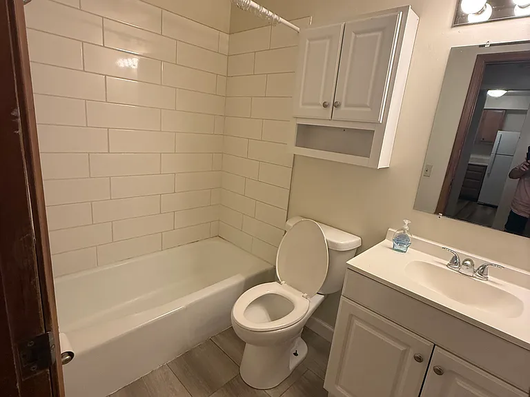 151 N 41st St #2 — Photo 5
