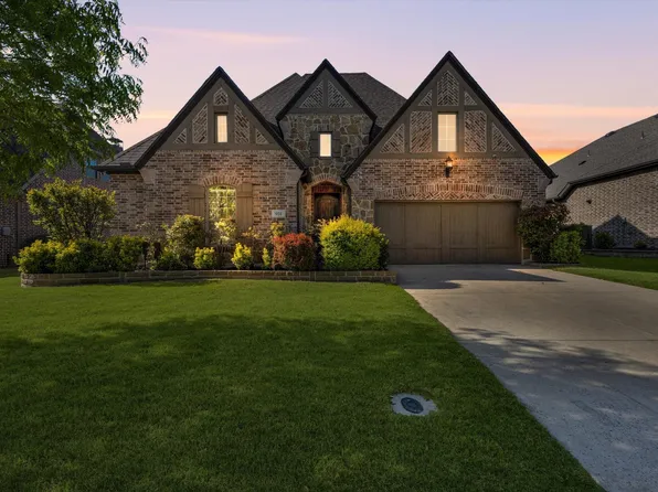 951 Highpoint Way, Roanoke, TX 76262