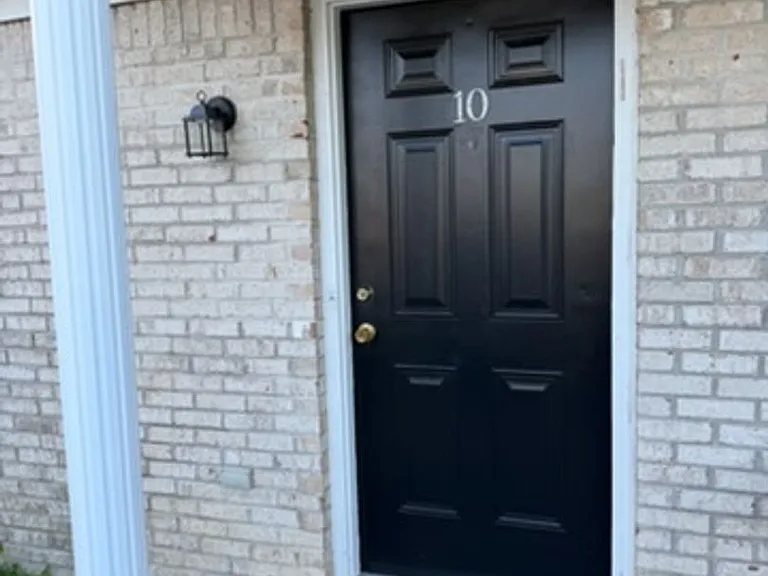 703 Four Mile Rd — Photo 4