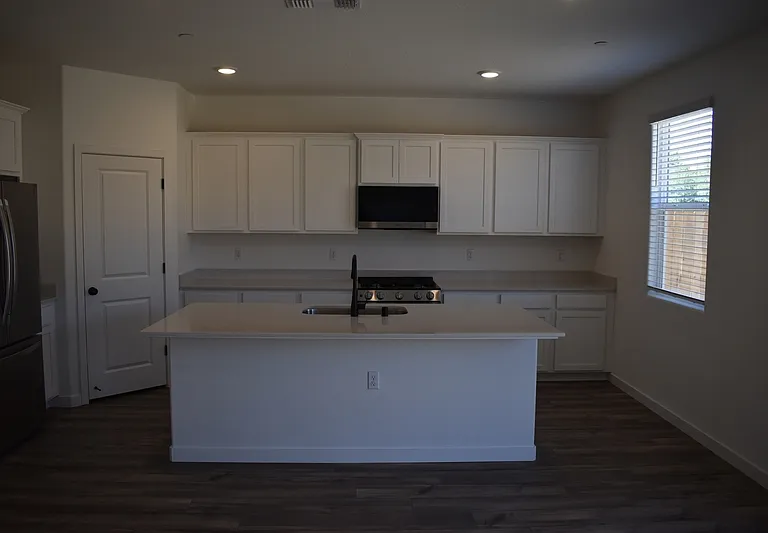 4123 Scarlet Ct — Photo 8