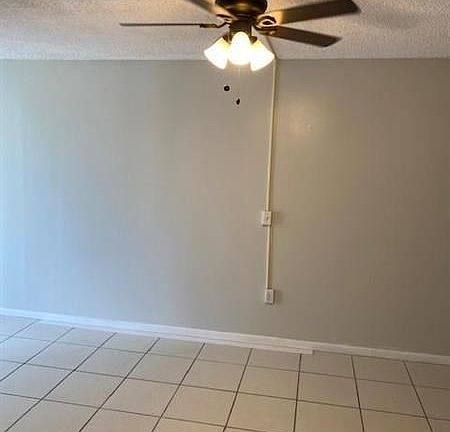 3rd image of 301 Croton Ave APT 208