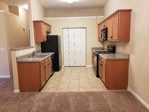 4th image of 353 Cottage Dr