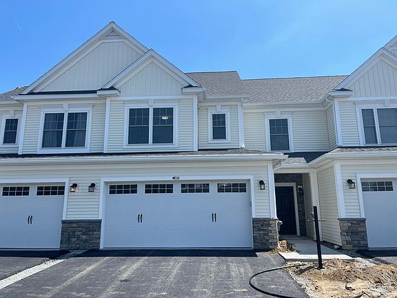 2nd image of 38 Hillard Ln