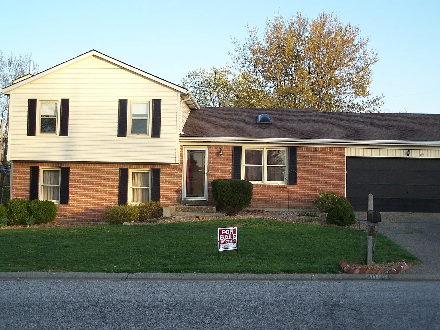 4016 Summer Pl photo 1