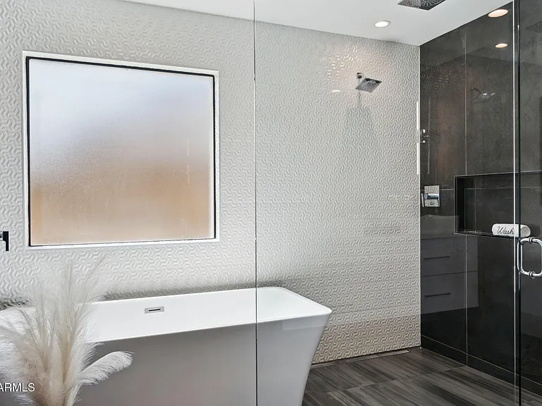 5301 E Tierra Buena Ln — Photo 22