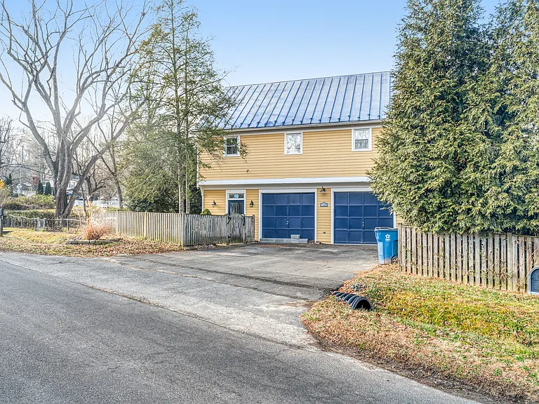7153 Main St — Photo 51