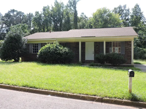 10801 Tiara Dr, Cottondale, AL 35453