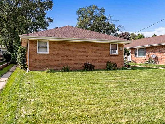 5th image of 3524 Normandy Ave