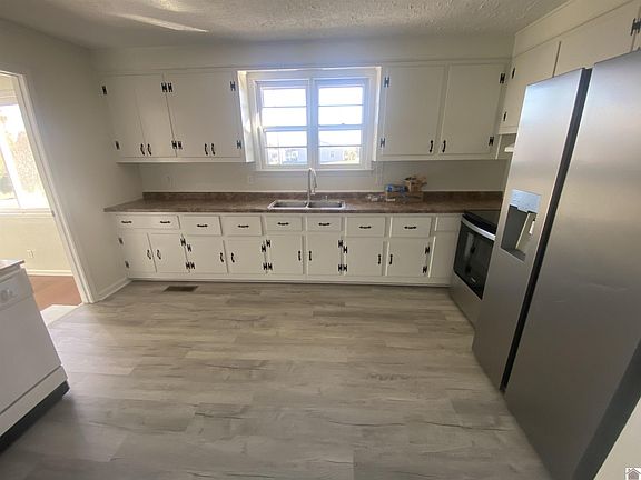 4th image of 2606 W Fork Rd