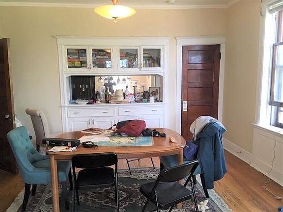 4th image of 2200 W Berteau Ave APT 3