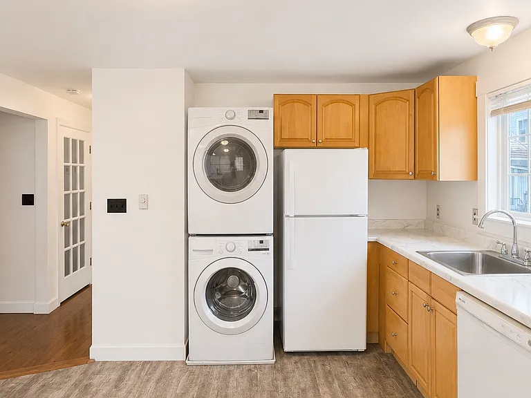 29 Concord St #2 — Photo 5