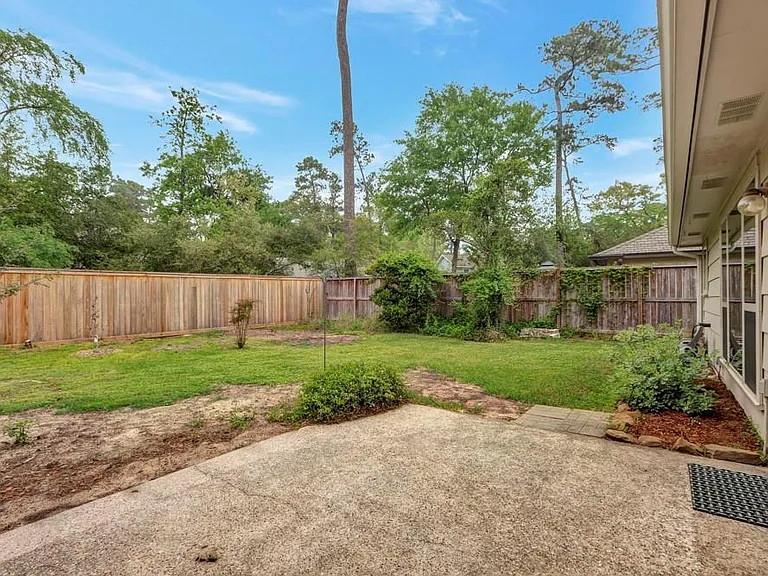 17 Wishbonebush Rd — Photo 36