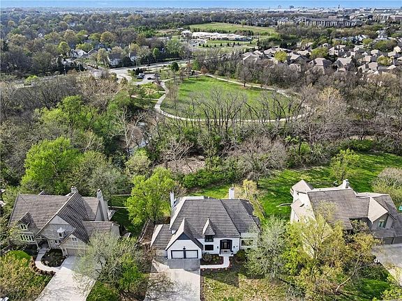 3rd image of 12650 Sherwood Dr