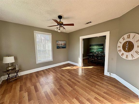 3rd image of 1508 Jones St