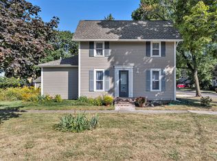 702 W Green St, Marshall, MI 49068